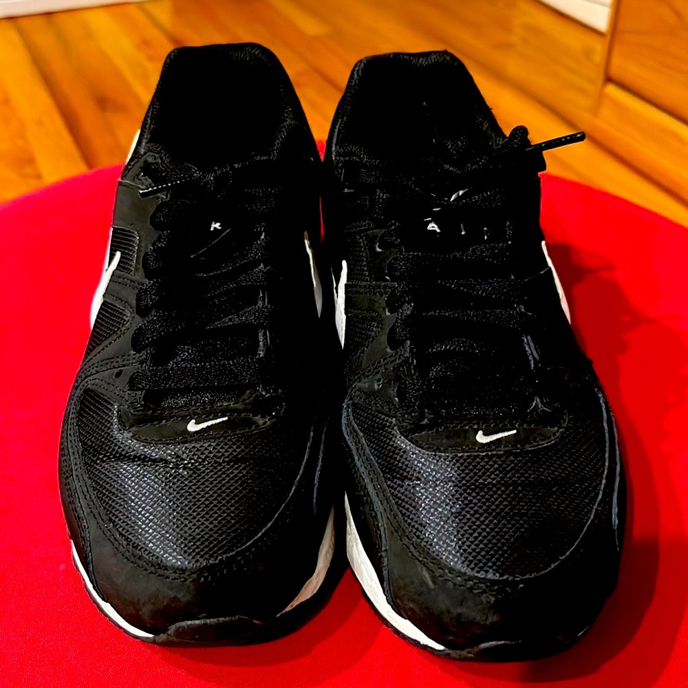 Nike Air, black size 8